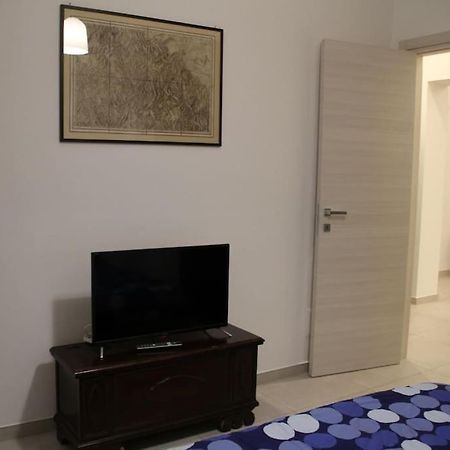 Appartement La Casa Di Beba à Bari Extérieur photo