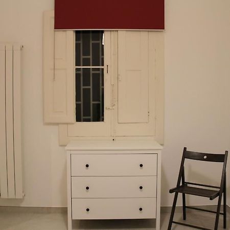 Appartement La Casa Di Beba à Bari Extérieur photo