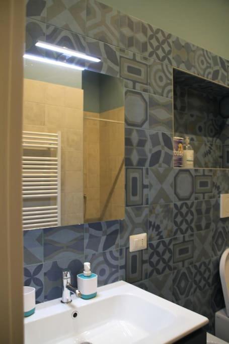 Appartement La Casa Di Beba à Bari Extérieur photo