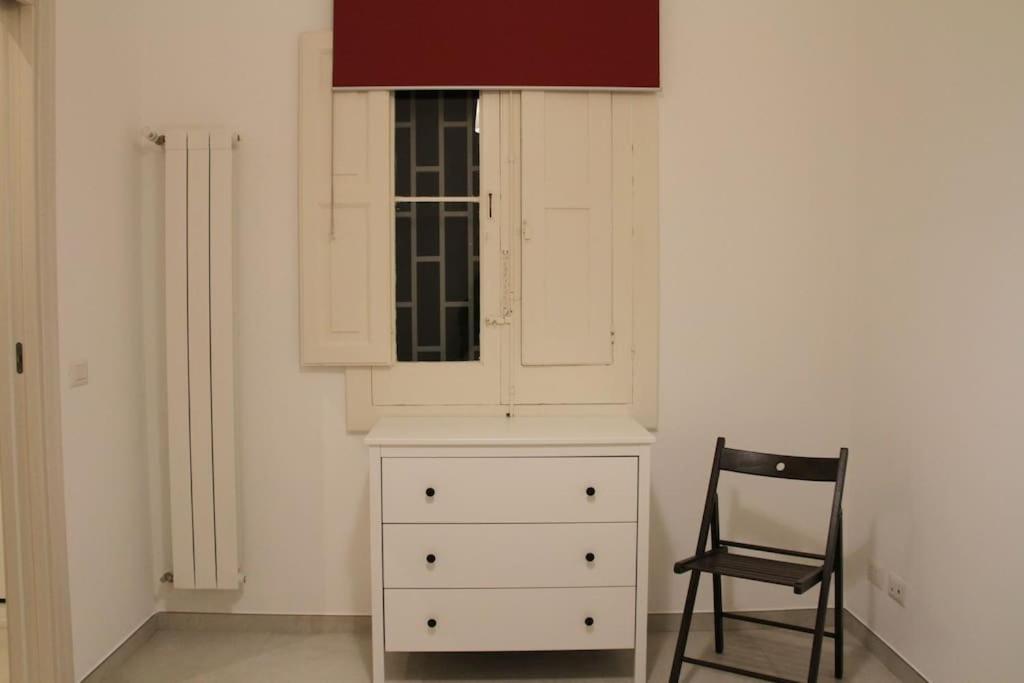 Appartement La Casa Di Beba à Bari Extérieur photo