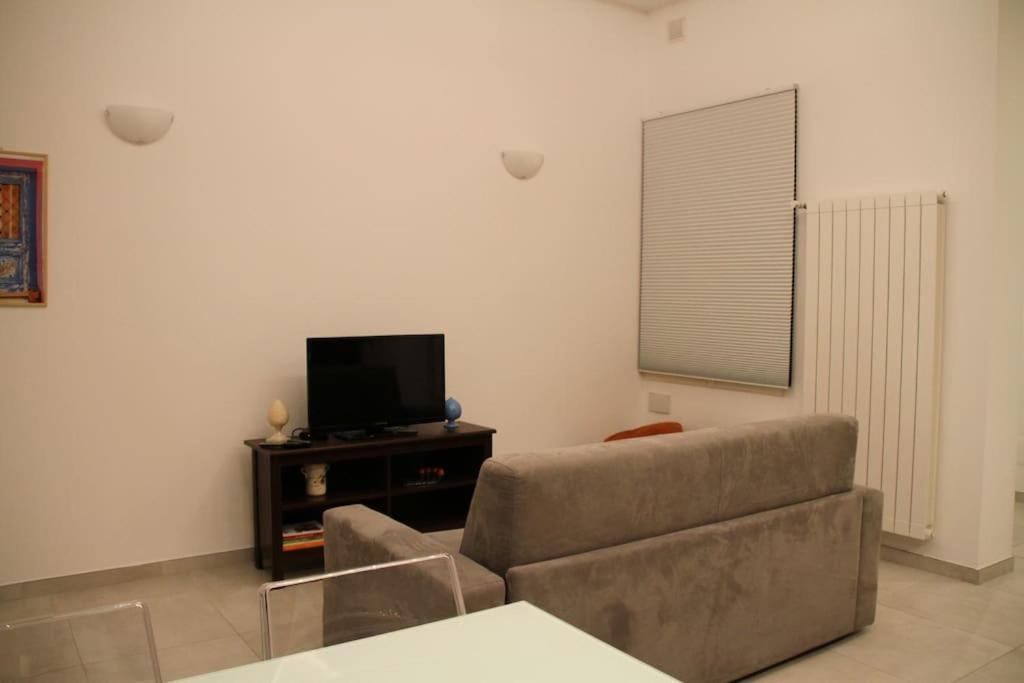 Appartement La Casa Di Beba à Bari Extérieur photo