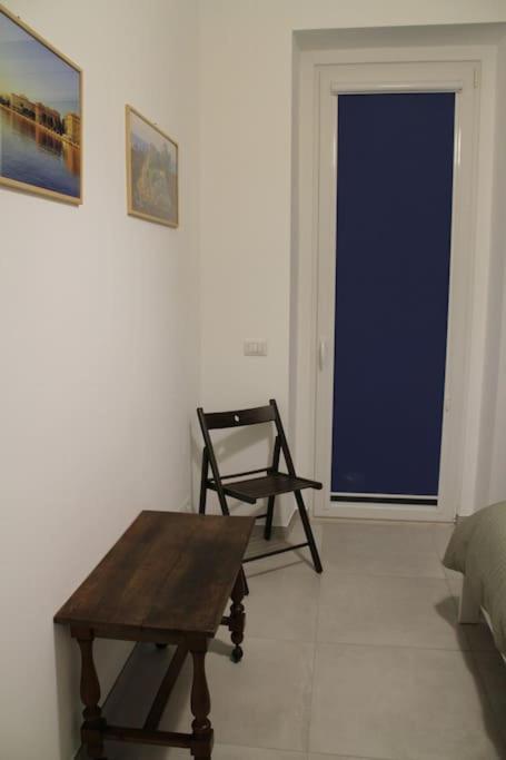 Appartement La Casa Di Beba à Bari Extérieur photo